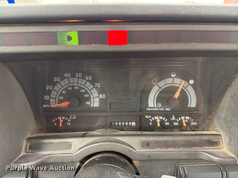 image for item ED5059 1998 GMC C7500 grain truck