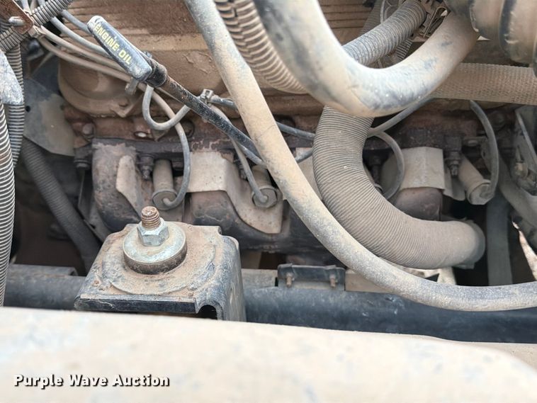 image for item ED5059 1998 GMC C7500 grain truck