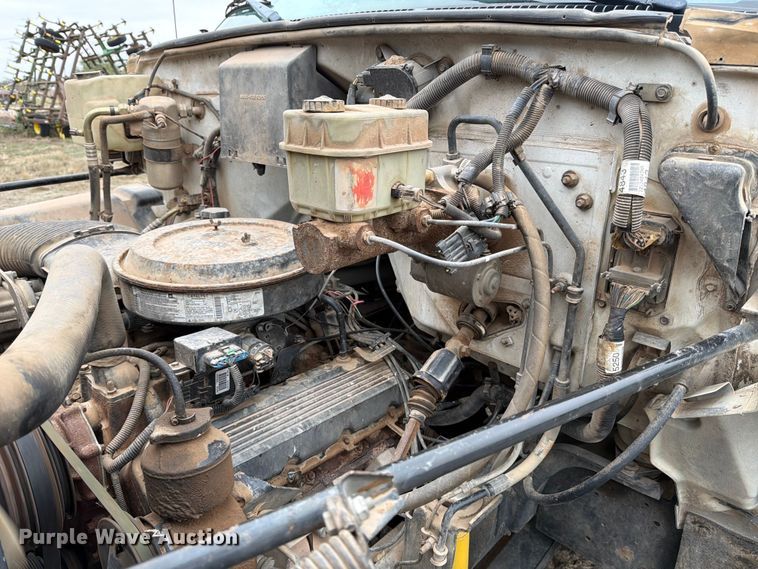 image for item ED5059 1998 GMC C7500 grain truck