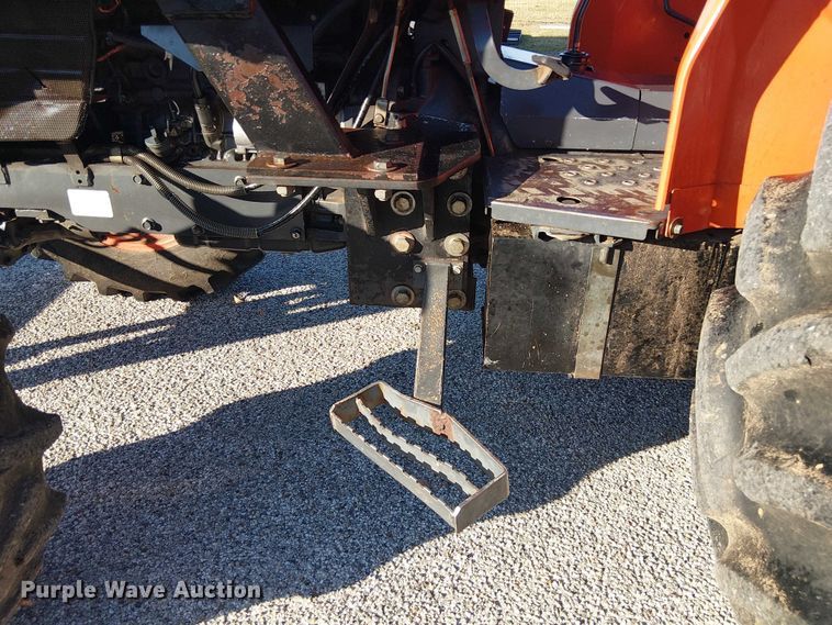 image for item EE1380 Kubota M9000 MFWD tractor