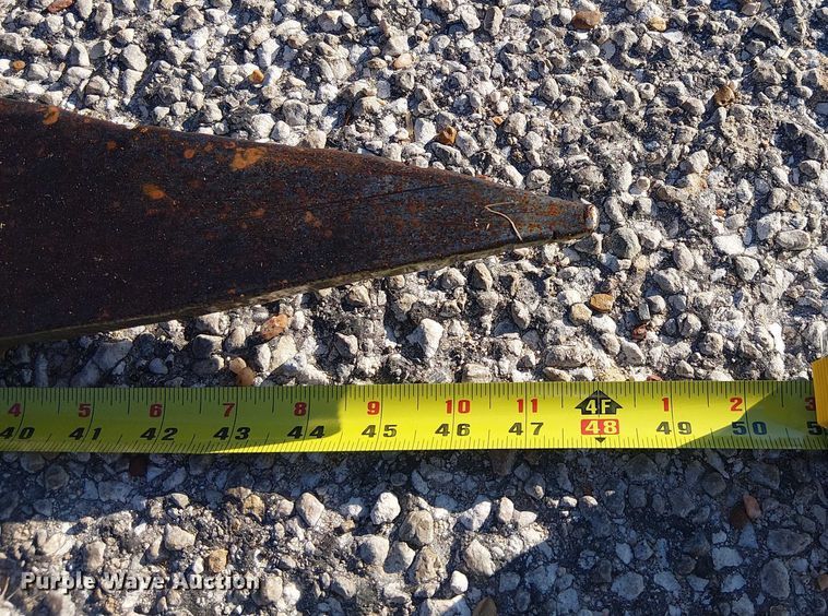 image for item EE1380 Kubota M9000 MFWD tractor