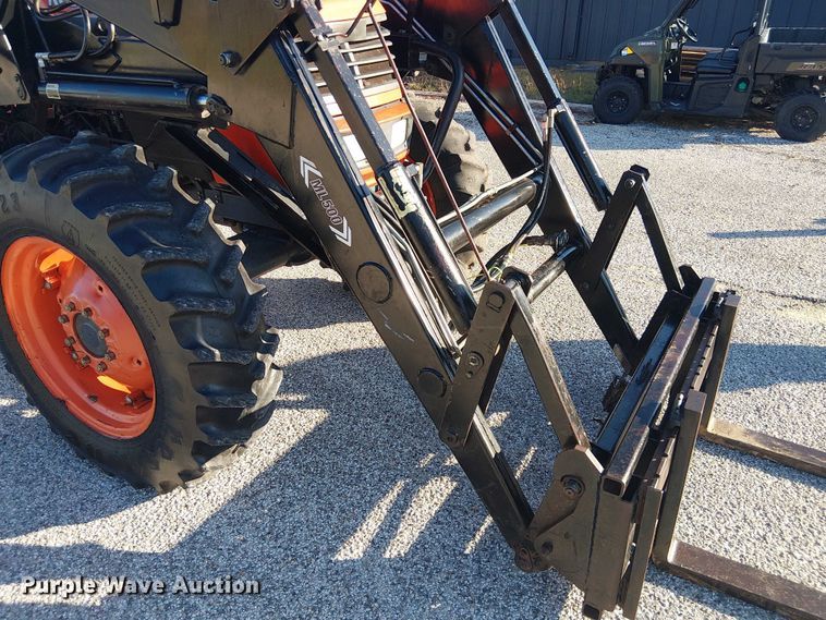 image for item EE1380 Kubota M9000 MFWD tractor