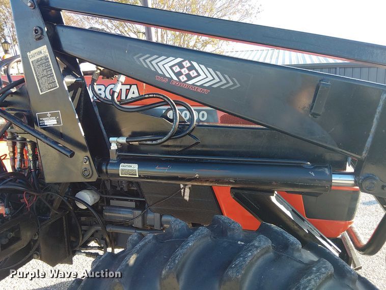 image for item EE1380 Kubota M9000 MFWD tractor