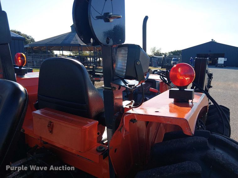 image for item EE1380 Kubota M9000 MFWD tractor