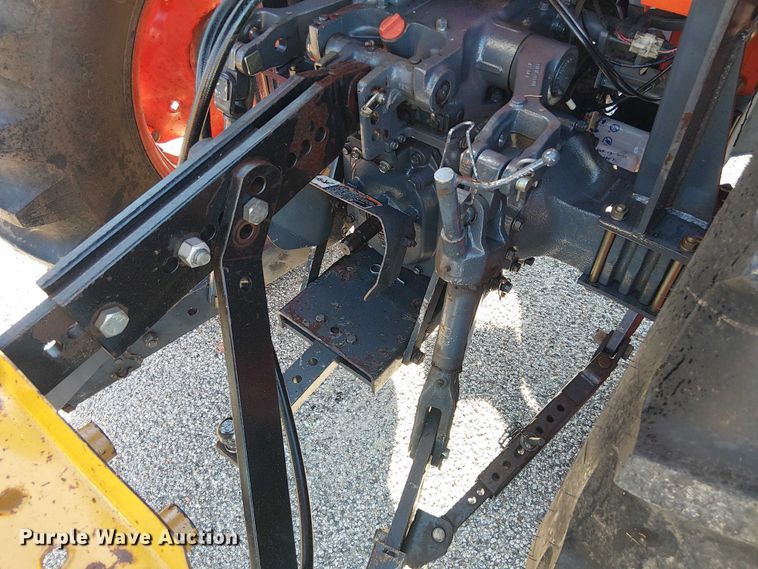 image for item EE1380 Kubota M9000 MFWD tractor