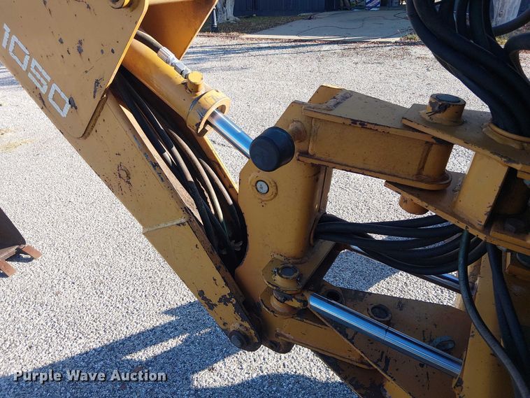 image for item EE1380 Kubota M9000 MFWD tractor