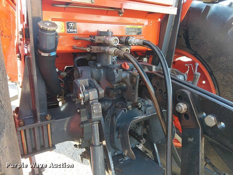 image for item EE1380 Kubota M9000 MFWD tractor