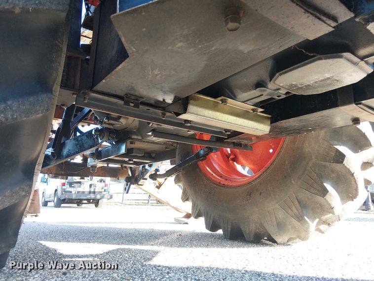 image for item EE1380 Kubota M9000 MFWD tractor