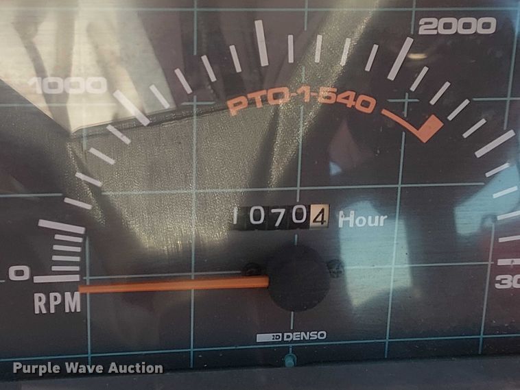 image for item EE1380 Kubota M9000 MFWD tractor