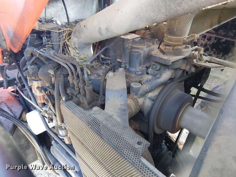 image for item EE1380 Kubota M9000 MFWD tractor