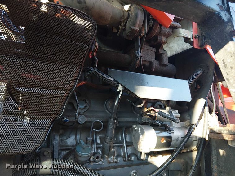 image for item EE1380 Kubota M9000 MFWD tractor