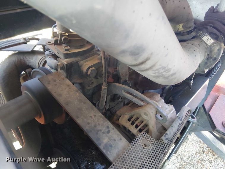 image for item EE1380 Kubota M9000 MFWD tractor