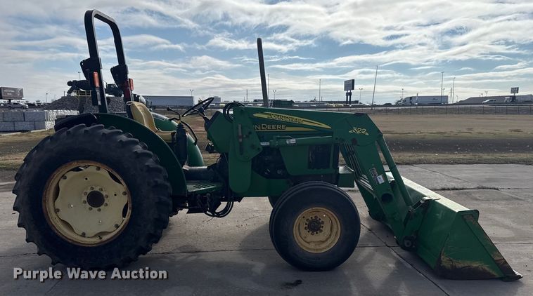 image for item EE3387 2000 John Deere 5205 tractor