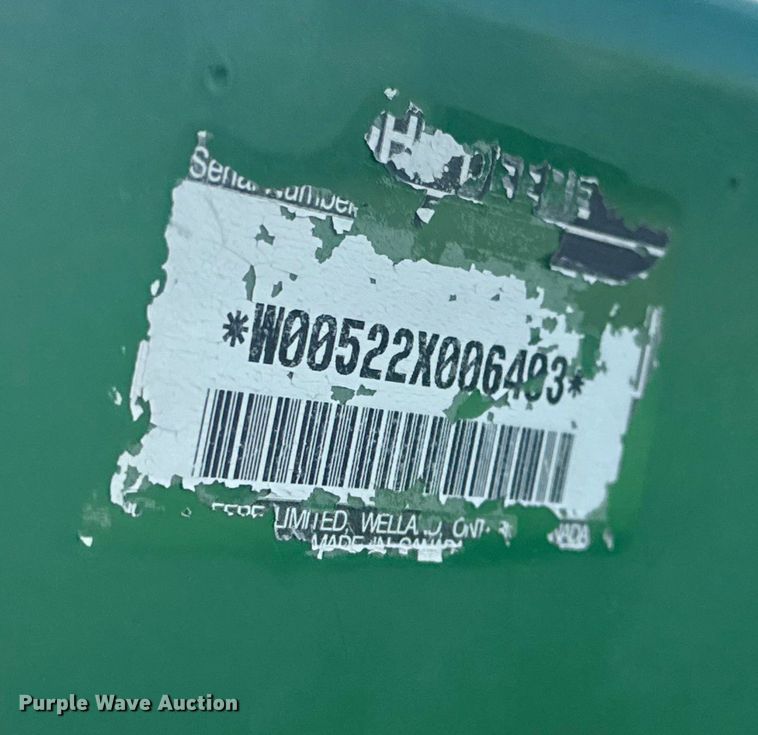 image for item EE3387 2000 John Deere 5205 tractor