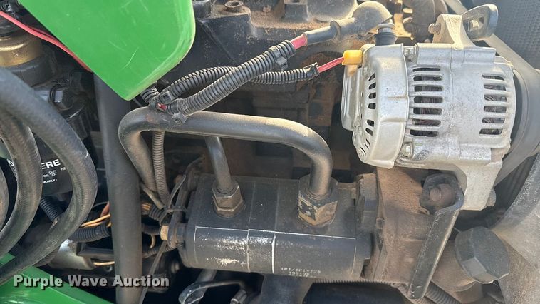 image for item EE3387 2000 John Deere 5205 tractor