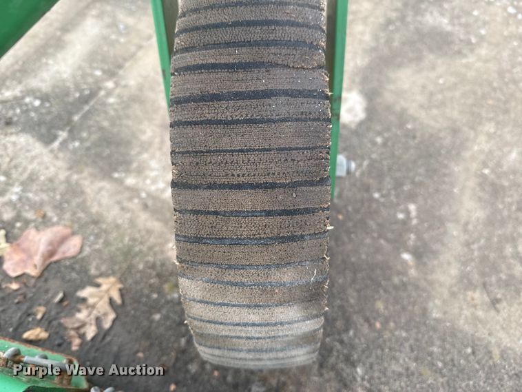 image for item EE3388 John Deere MX6 rotary mower