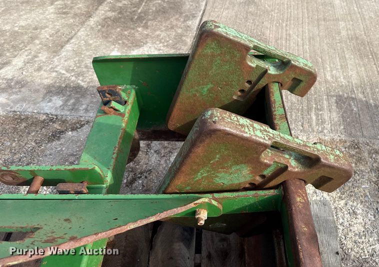 image for item EE3389 Ag tractor attachments
