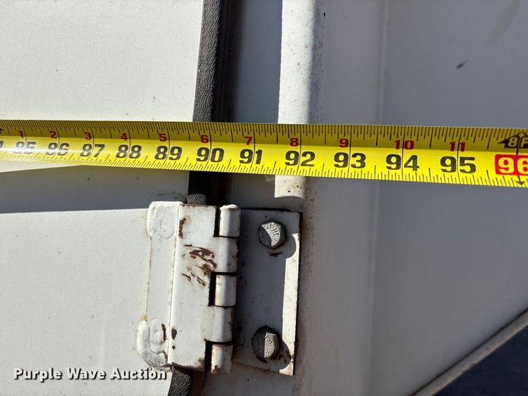 image for item EF6143 2007 International 4300 feed mixer truck