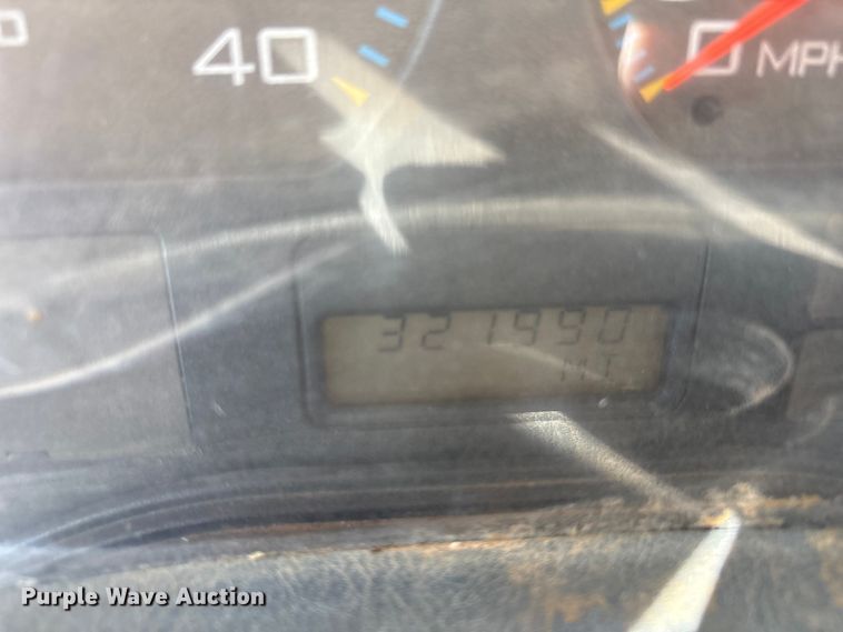 image for item EF6143 2007 International 4300 feed mixer truck