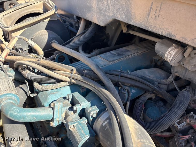 image for item EF6143 2007 International 4300 feed mixer truck