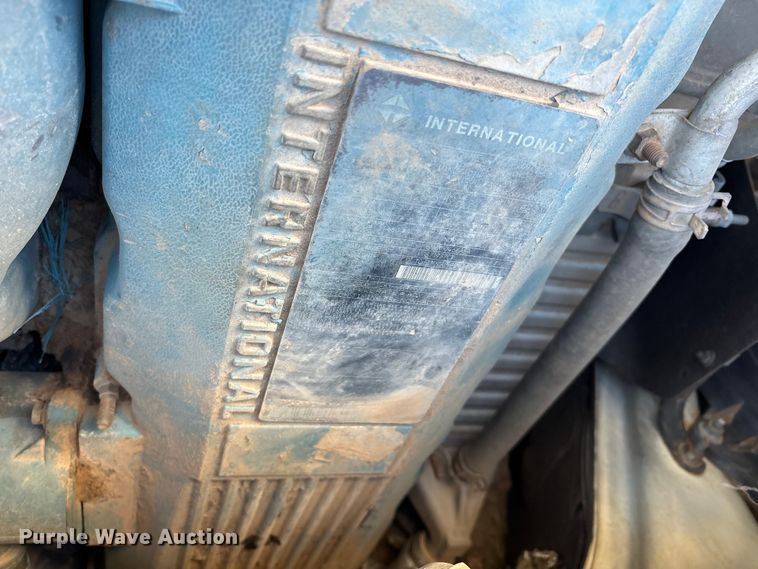 image for item EF6143 2007 International 4300 feed mixer truck