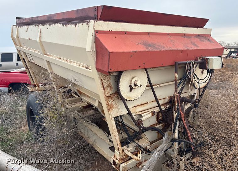 image for item EF6195 BJM 3914T feed mixer