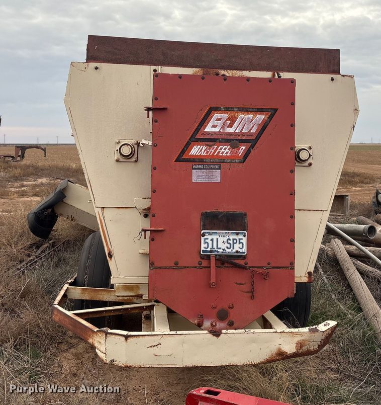 image for item EF6195 BJM 3914T feed mixer