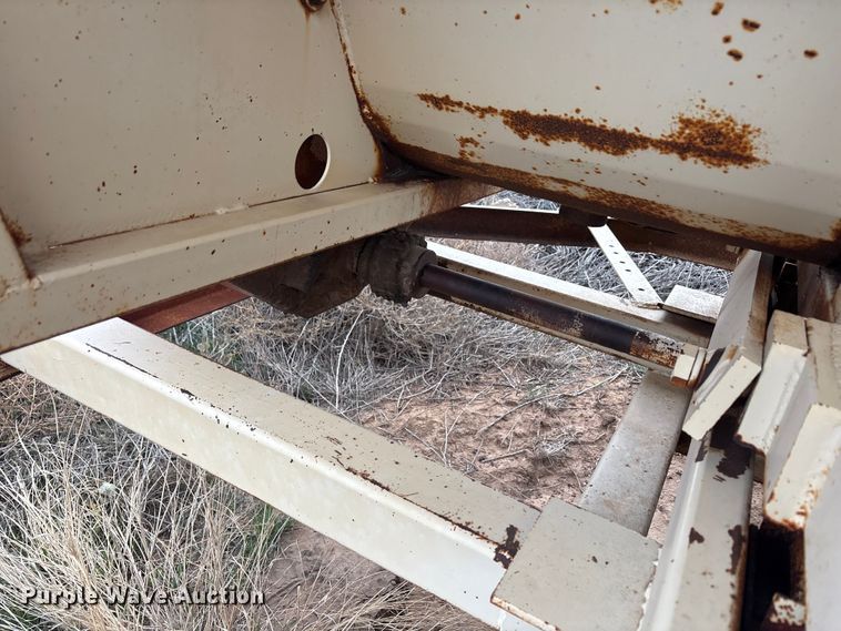 image for item EF6195 BJM 3914T feed mixer