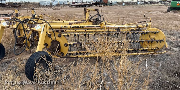 image for item EF6197 Vermeer R-23 Twinrake hay rake