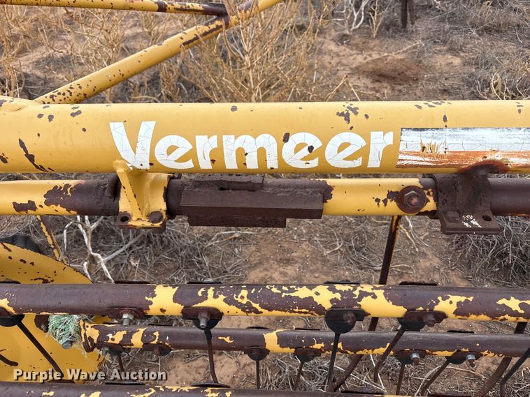 image for item EF6197 Vermeer R-23 Twinrake hay rake