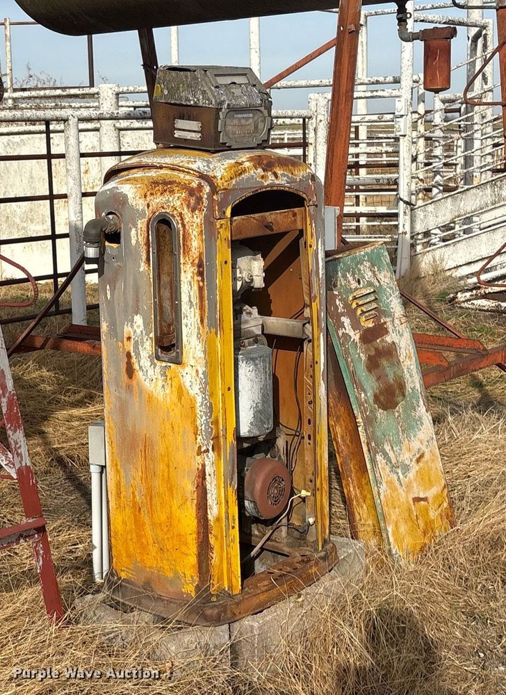 image for item EG8294 Bennett 789 fuel Pump