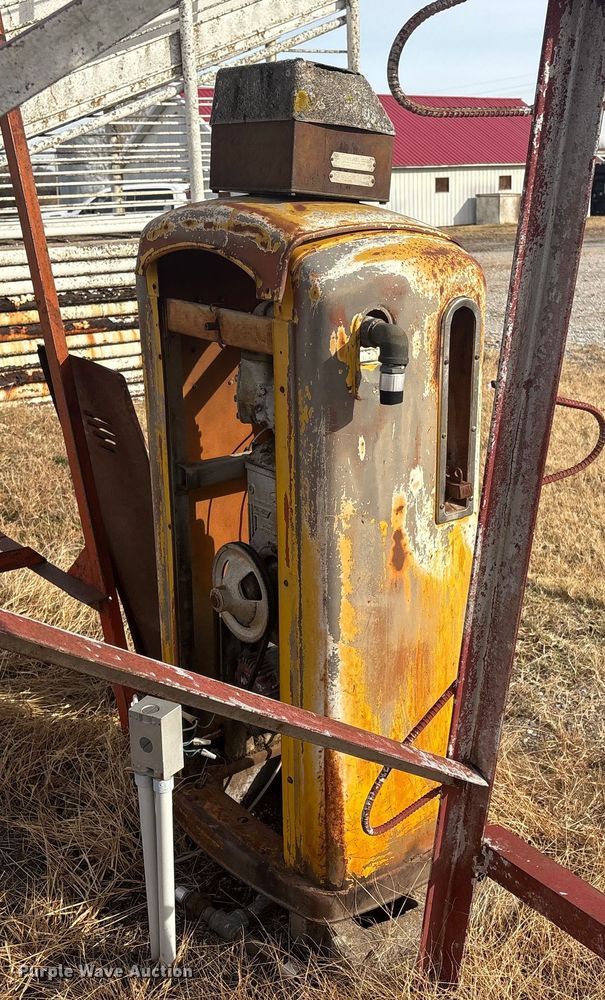 image for item EG8294 Bennett 789 fuel Pump