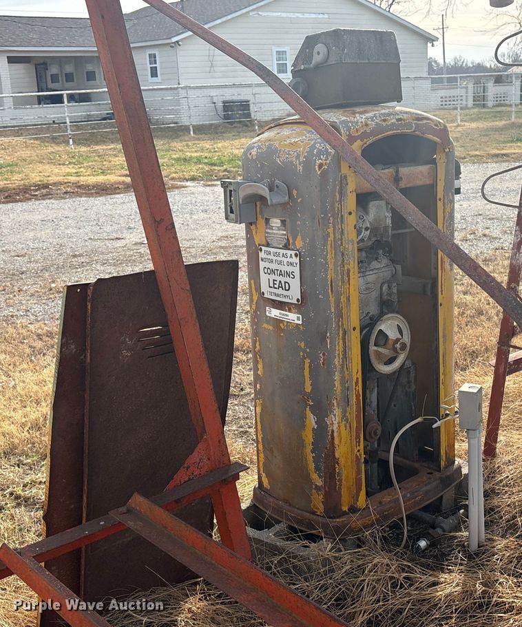 image for item EG8294 Bennett 789 fuel Pump