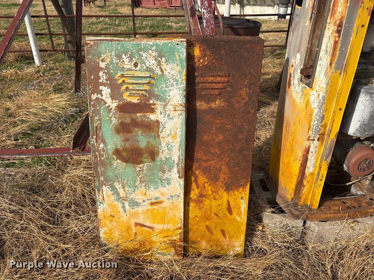 image for item EG8294 Bennett 789 fuel Pump