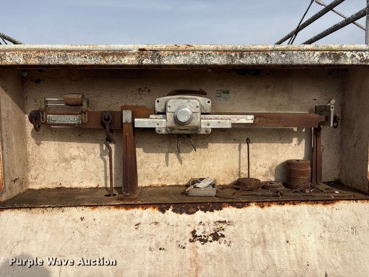 image for item EG8296 Webb Scale livestock scale