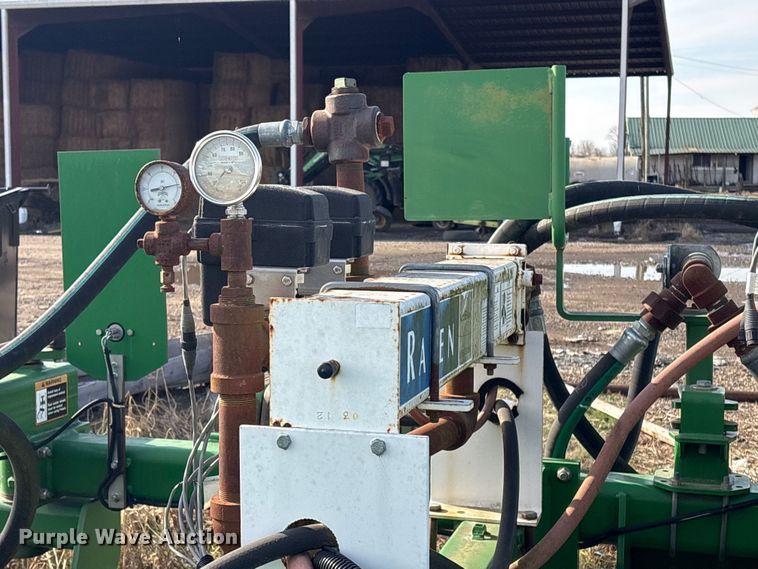 image for item EG8305 John Deere 2510H NH3 applicator