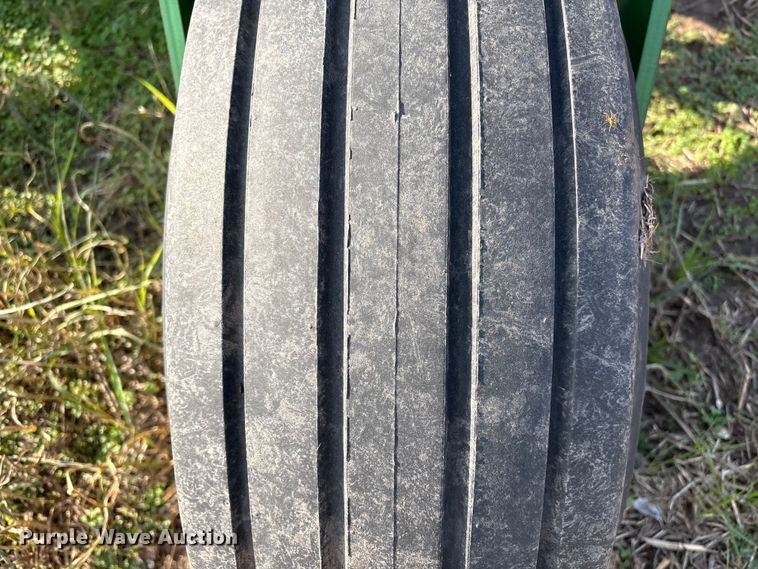 image for item EG8305 John Deere 2510H NH3 applicator