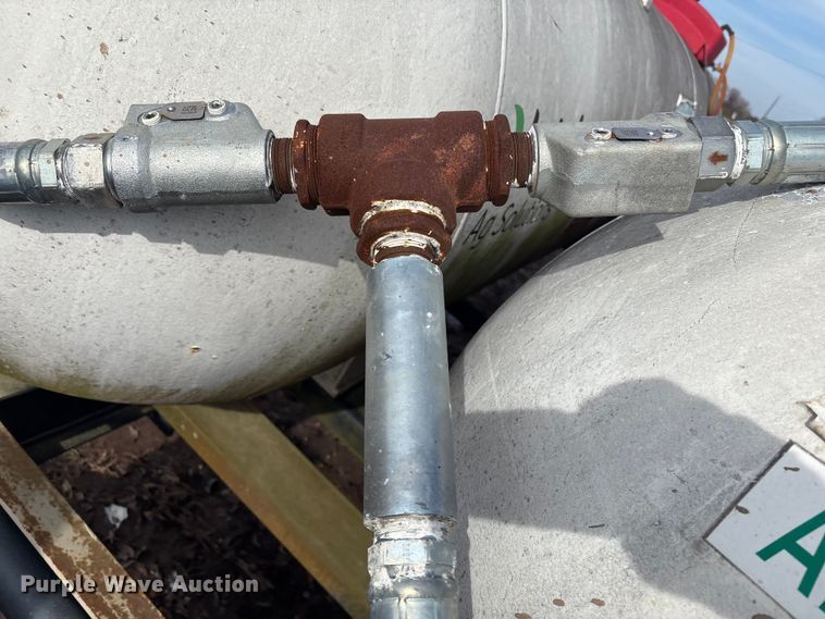 image for item EG8306 Azland NH3 tank trailer