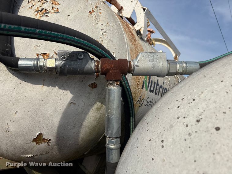 image for item EG8307 Azland NH3 tank trailer