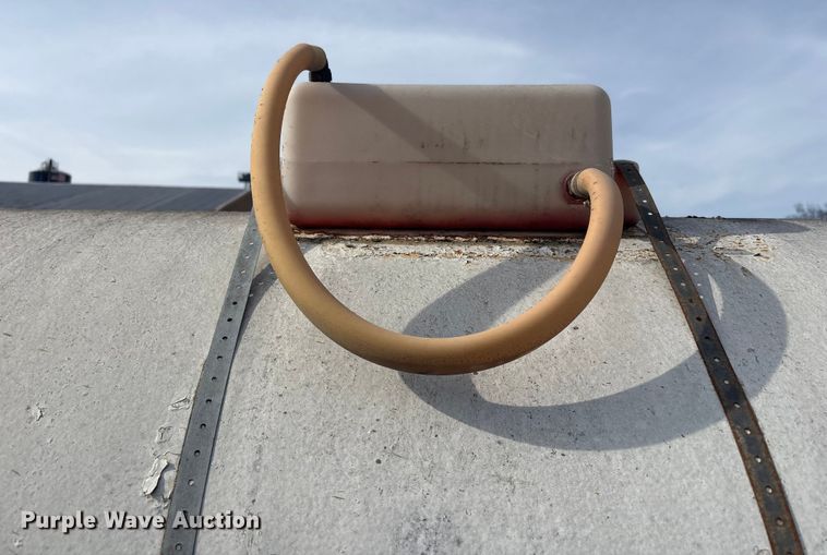 image for item EG8307 Azland NH3 tank trailer