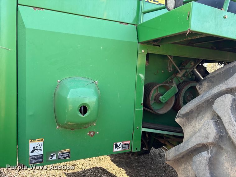 image for item EG8308 2011 John Deere 7950 forage harvester