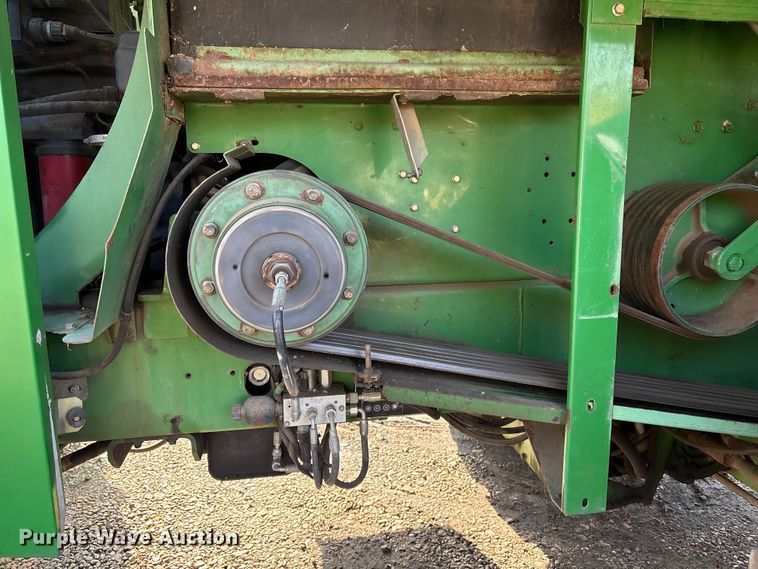 image for item EG8308 2011 John Deere 7950 forage harvester