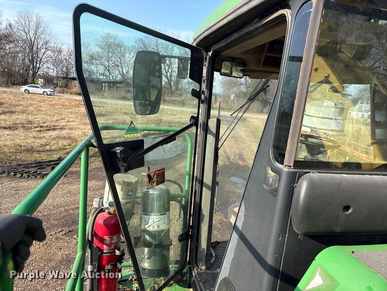 image for item EG8308 2011 John Deere 7950 forage harvester