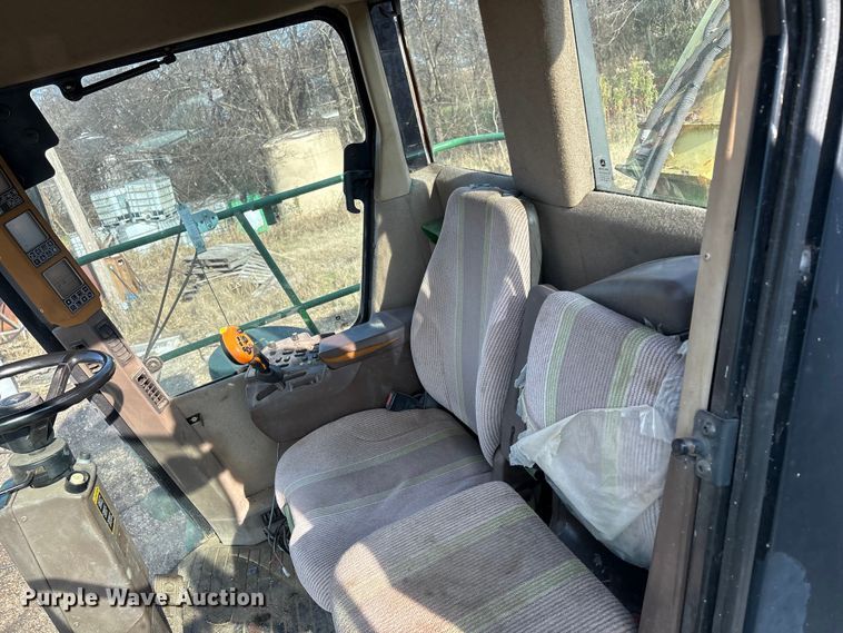 image for item EG8308 2011 John Deere 7950 forage harvester