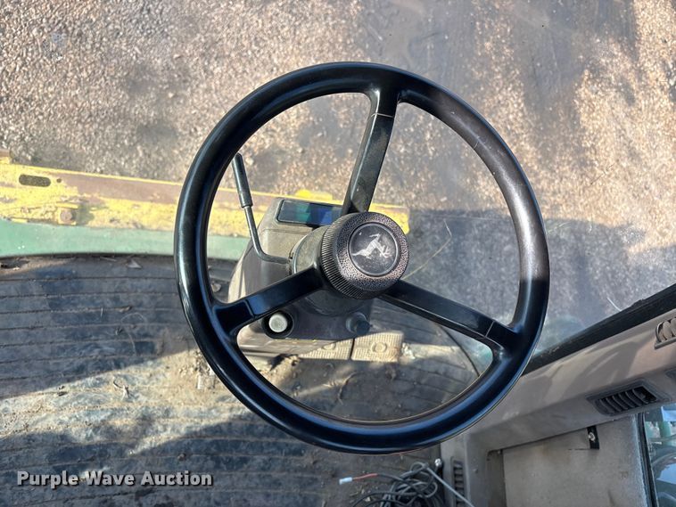 image for item EG8308 2011 John Deere 7950 forage harvester