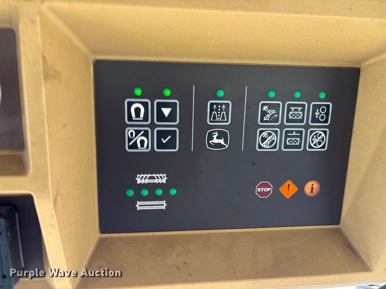 image for item EG8308 2011 John Deere 7950 forage harvester