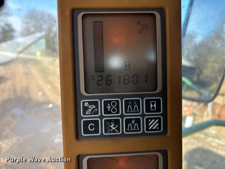 image for item EG8308 2011 John Deere 7950 forage harvester