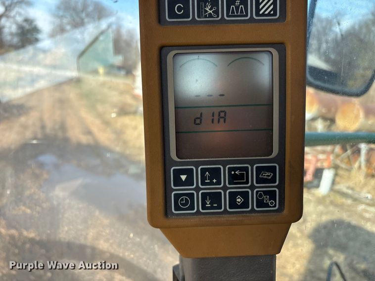 image for item EG8308 2011 John Deere 7950 forage harvester