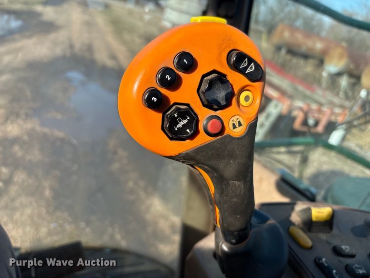 image for item EG8308 2011 John Deere 7950 forage harvester