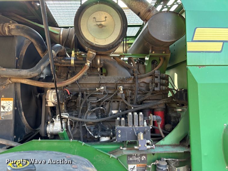 image for item EG8308 2011 John Deere 7950 forage harvester